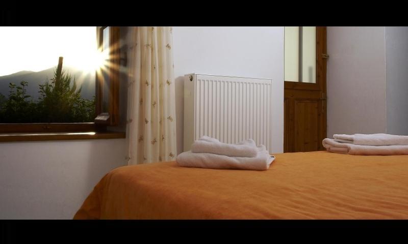 Hotel Semeli Goura Buitenkant foto