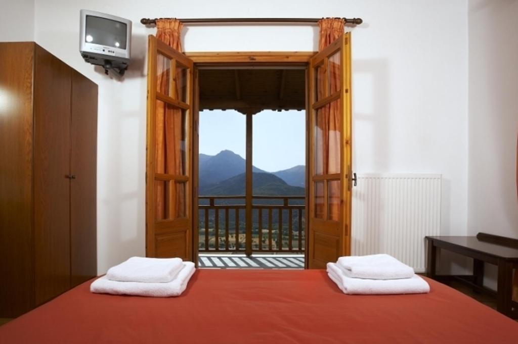 Hotel Semeli Goura Buitenkant foto